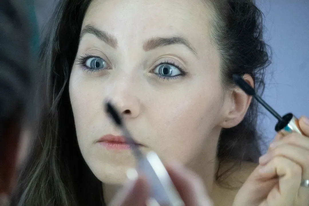 Nose contouring makeup techniques comparison showing light and shadow application for looksmaxxing enhancement